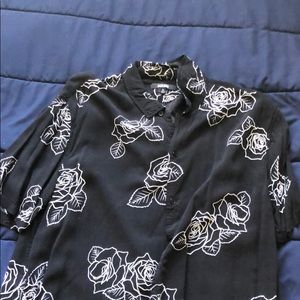 Slort sleeved button up